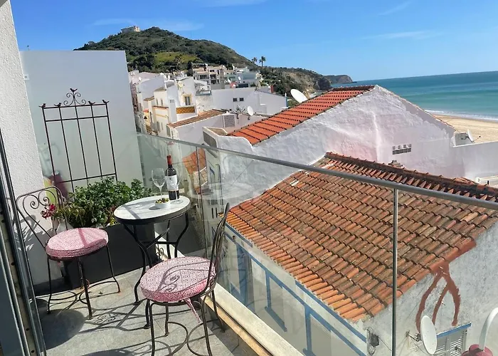 Casa Dourada - Golden